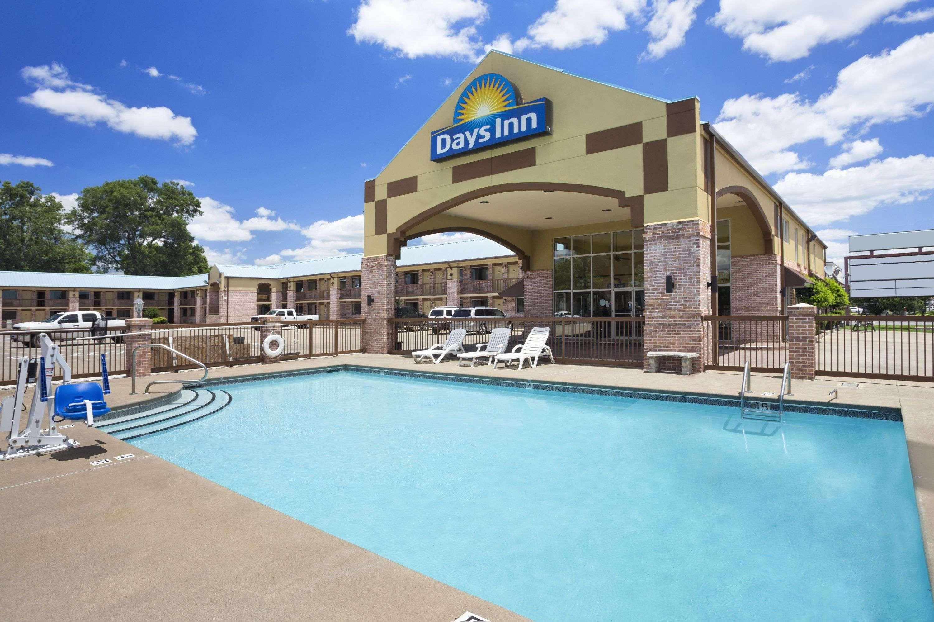 Days Inn By Wyndham Conway Exterior foto